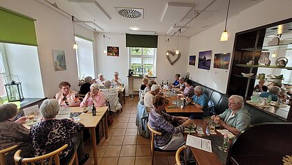AWO-kaffenachmittag-260903_02