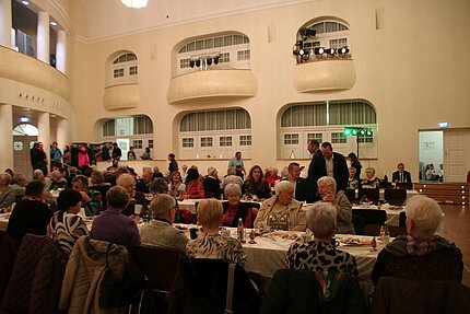 awo-weihnachten_251204_umm_04